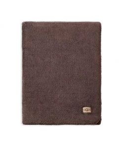 UGG Whitecap Faux Shearling Throw Bone