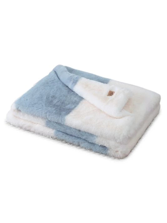 UGG Pippa Throw Blanket 1 UGG Pippa Throw Blanket